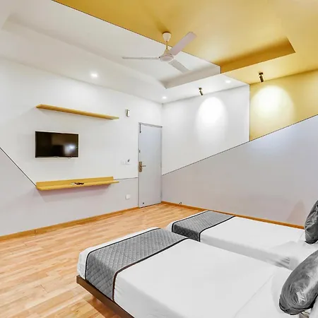 Upar Hotels Nungambakkam Nearby Us Consulate Apollo Hospital Sankara Nethralaya Chennai Exterior photo
