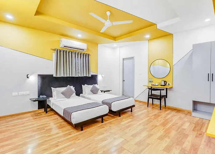 Upar Hotels Nungambakkam Nearby Us Consulate Apollo Hospital Sankara Nethralaya